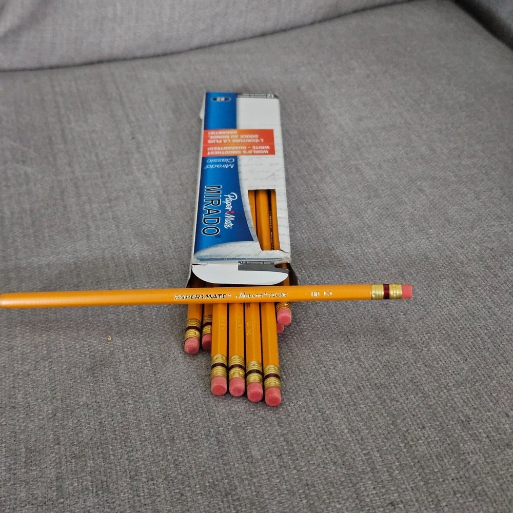Paper Mate Mirado Classic Woodcase Pencil HB #2 12 Pencils #2097‎ NIB